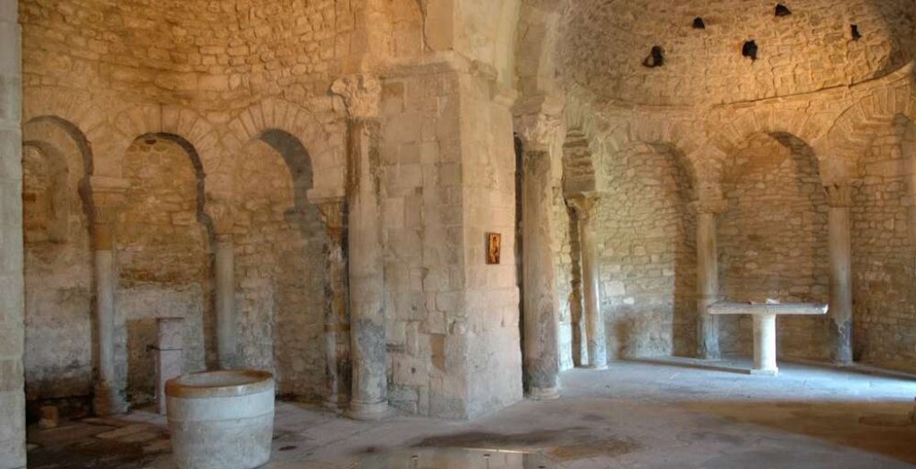 Baptist&egrave;re de Venasque.