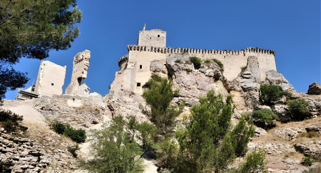 Ch&acirc;teau de Boulbon.