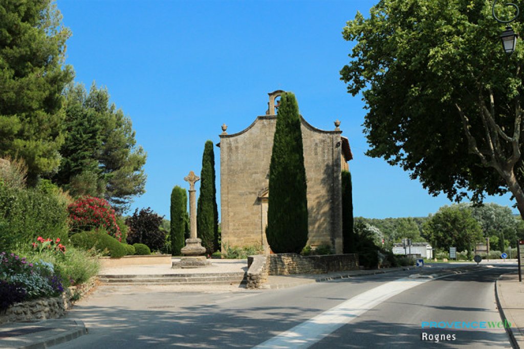 Rognes cimeti&egrave;re.