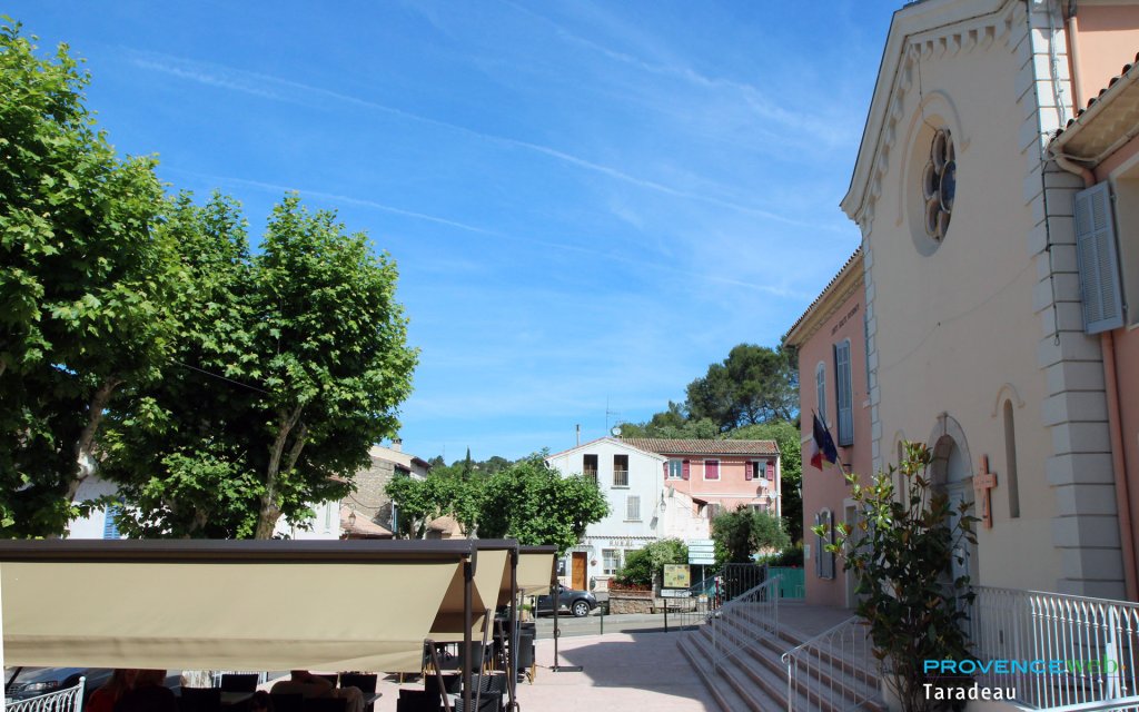 Village de Taradeau.
