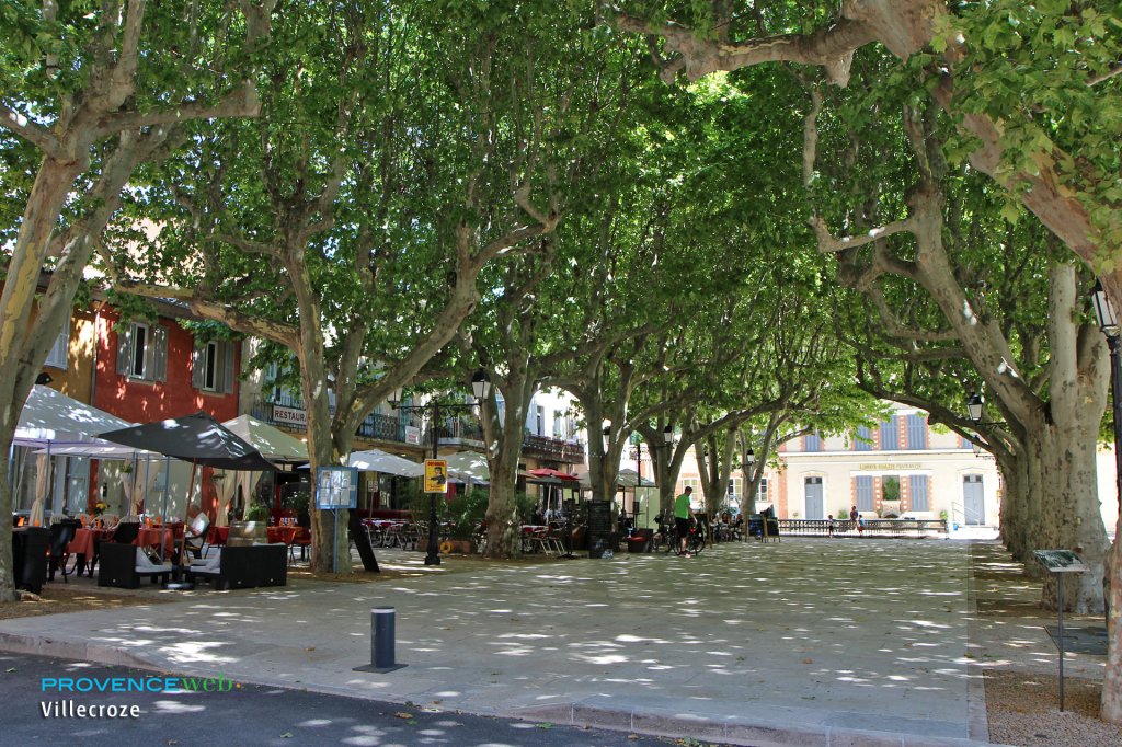 Restaurant Villecroze.