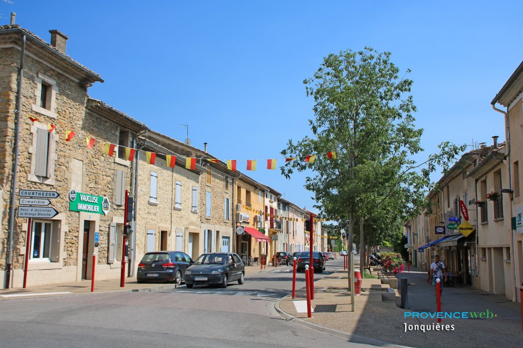 Village de Jonqui&egrave;res.